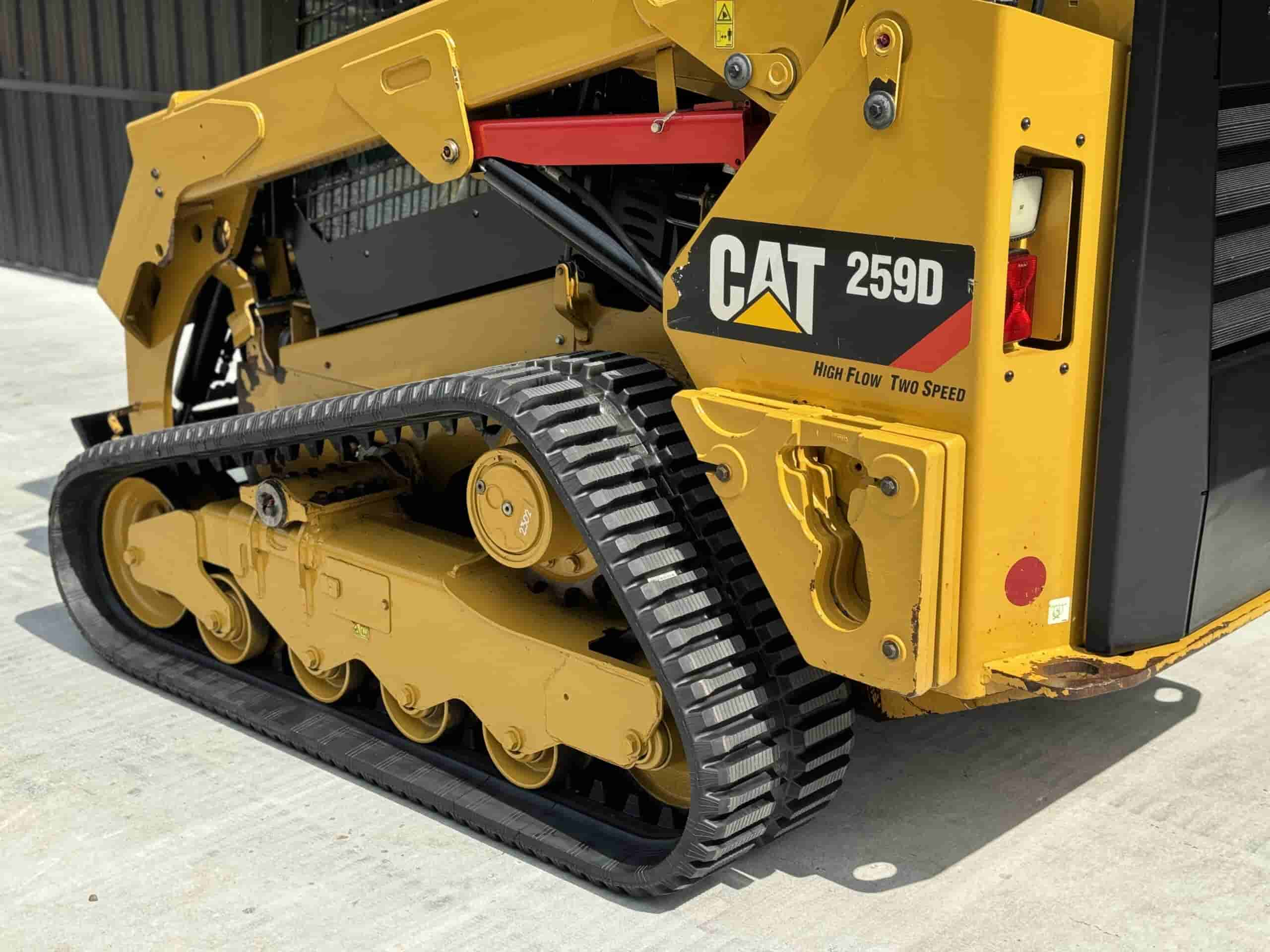 2019 CAT 259D HIGH FLOW CLEAN
